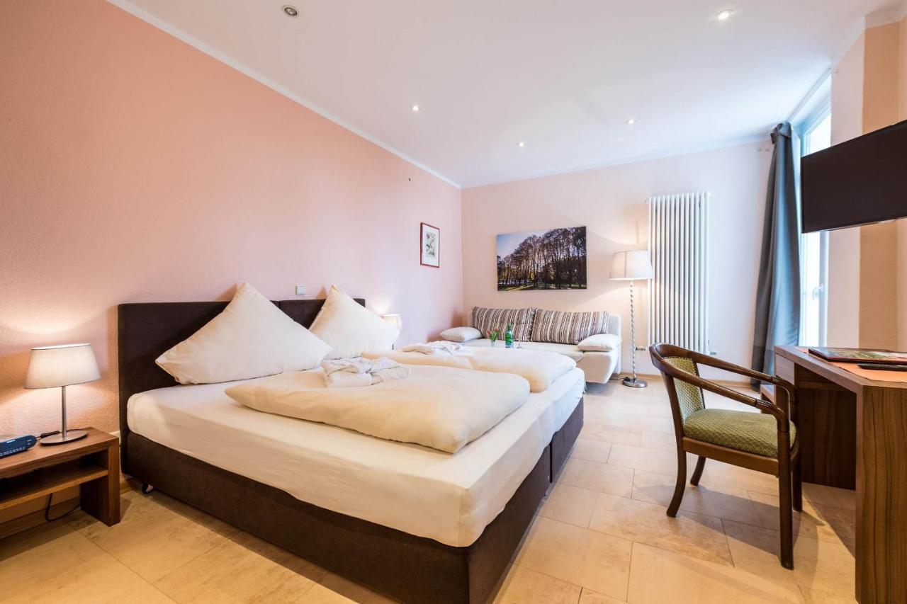 Hotel Am Kurpark 3*